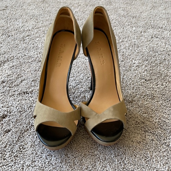 Brand New L.A.M.B Peep Toe Pumps - Picture 1 of 5
